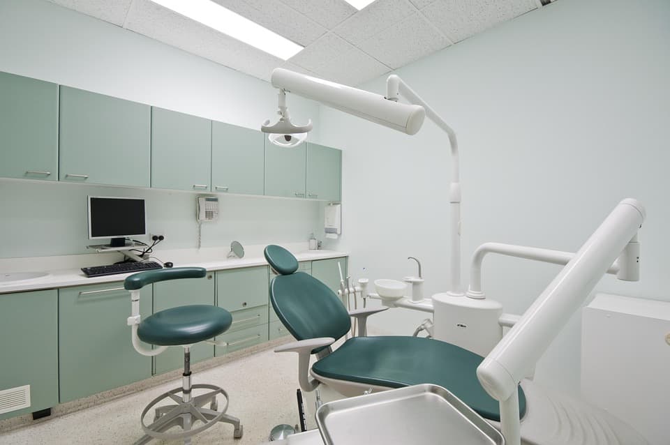 MCY Dental Clinic — welcoming, modern dental practice